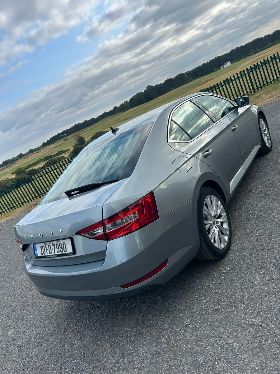 Skoda Superb 150bhp DSG - Image 5
