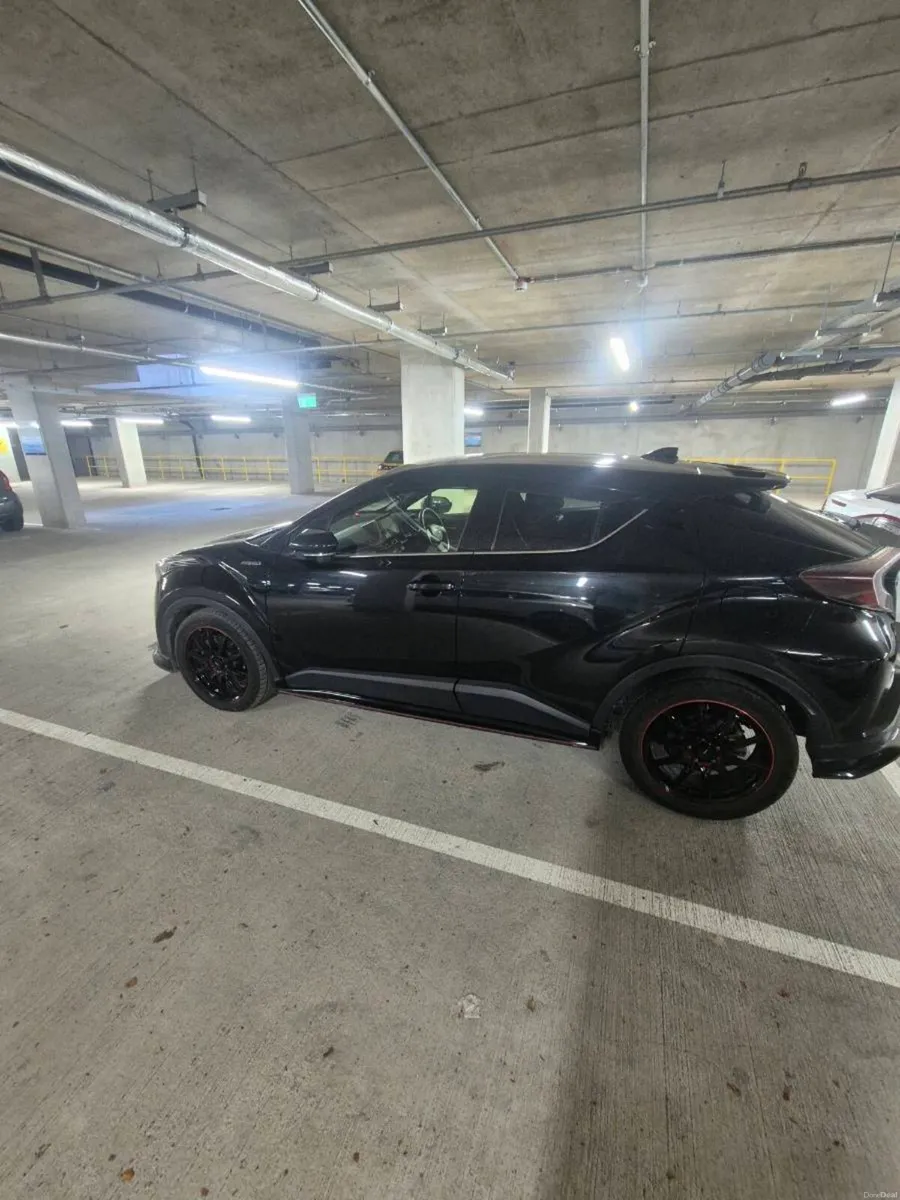 2017 Toyota C-HR 1.8 Hybrid – High Spec, JAP Impor - Image 2