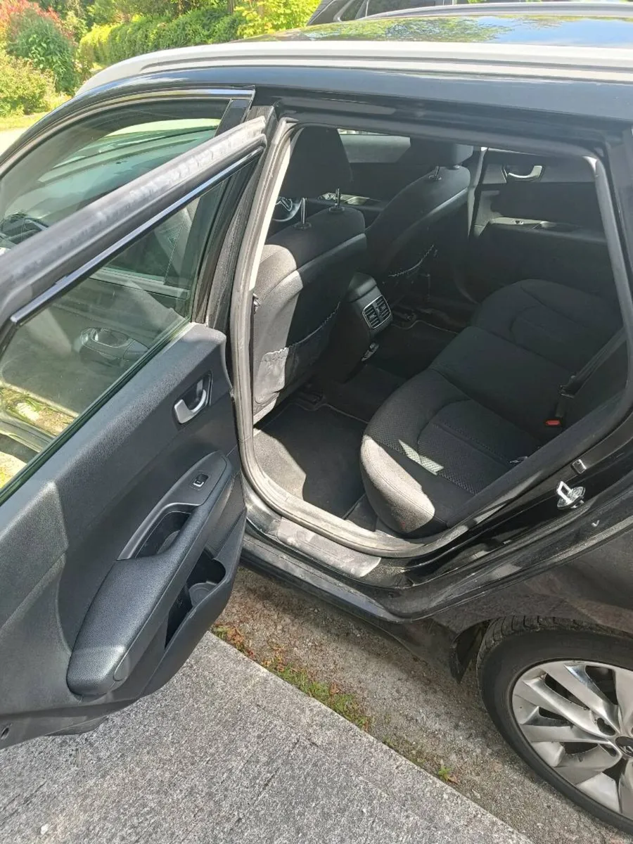 2018 Kia Optima Estate - Image 6