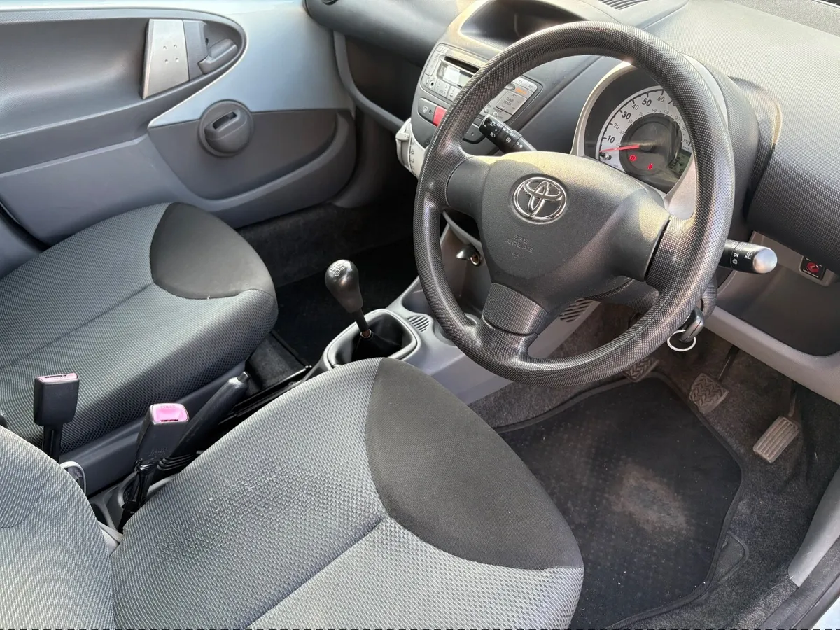 Toyota Aygo 2006 - Image 6