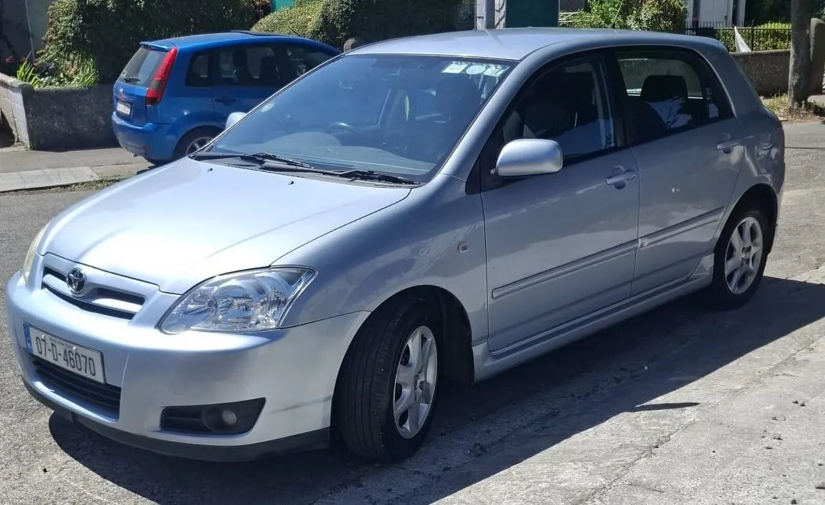 Toyota Corolla 2007 - Image 1