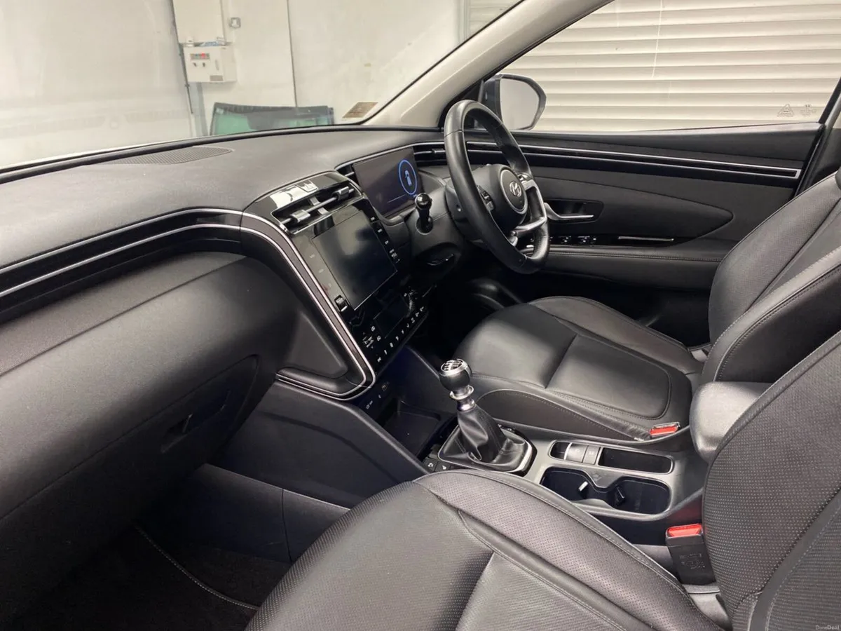 Hyundai Tucson 2WD Executive - Image 2