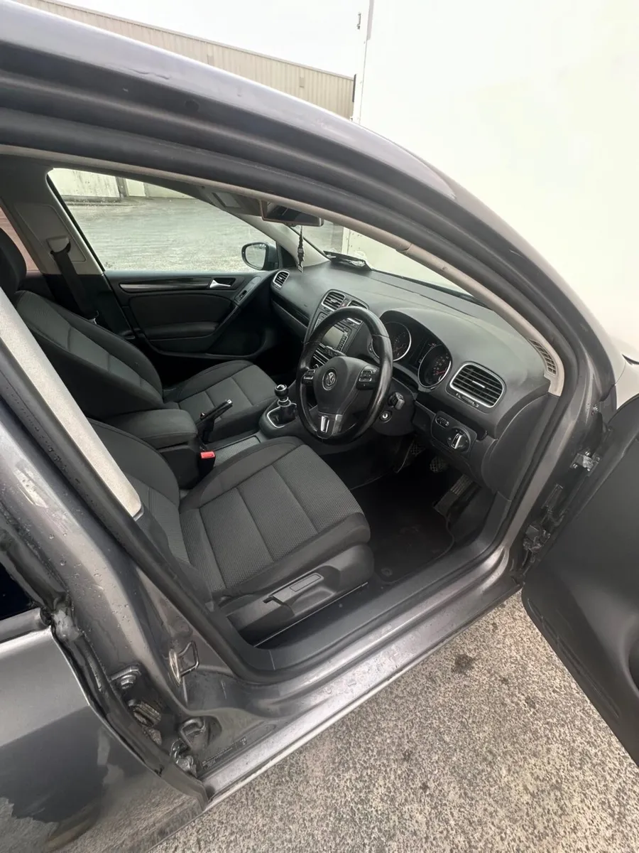 Volkswagen Golf 2012 - Image 5