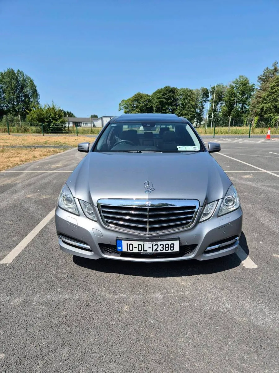 Mercedes E250 2010 - Image 1