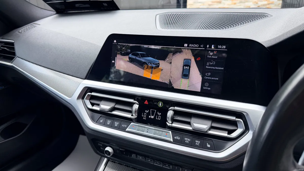 2021 (211) BMW 330E M Sport *SUNROOF* - Image 4