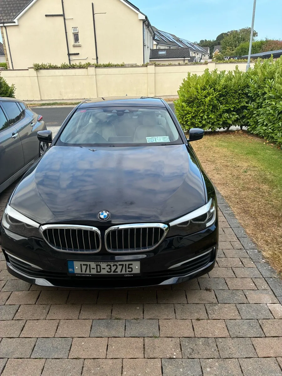 BMW 5-Series SE - Image 1