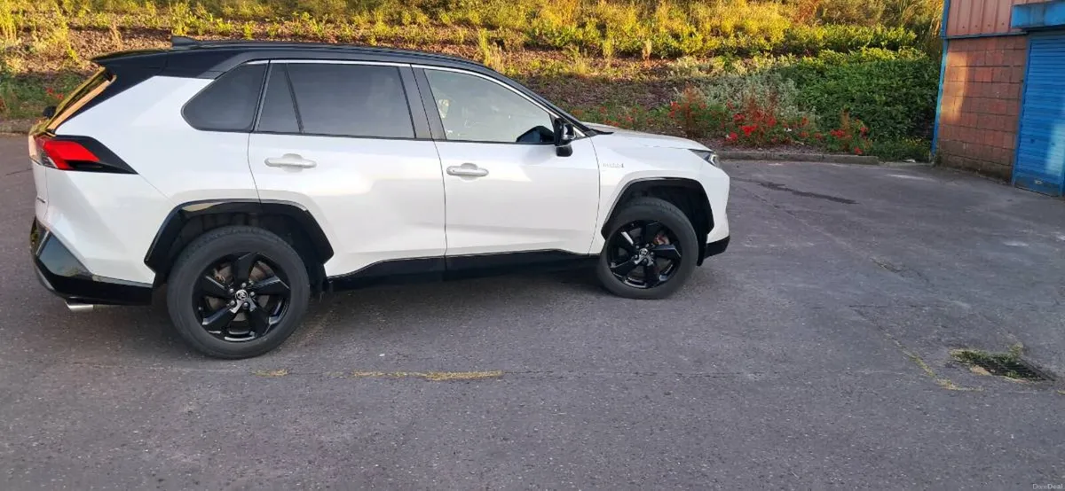 Toyota rav4 - Image 2