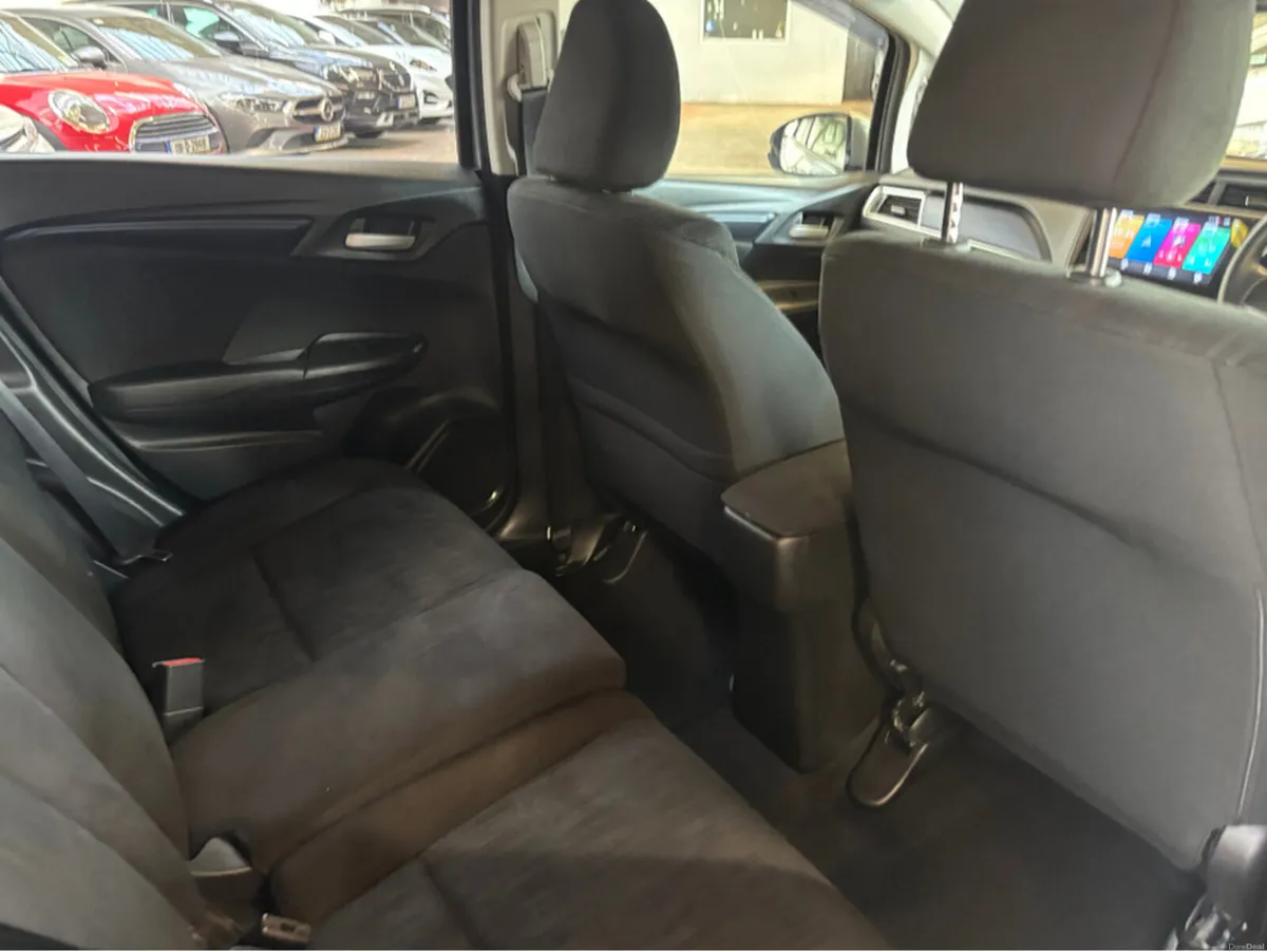 Honda Shuttle Self Charging hybrid Automatic - Image 4