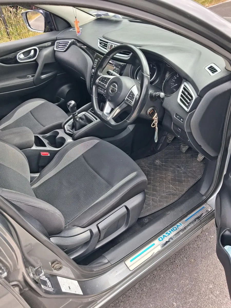 Nissan Qashqai 2018 - Image 5