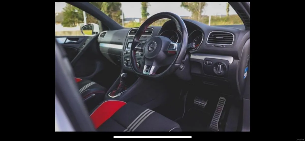 Golf gti adidas edition - Image 6