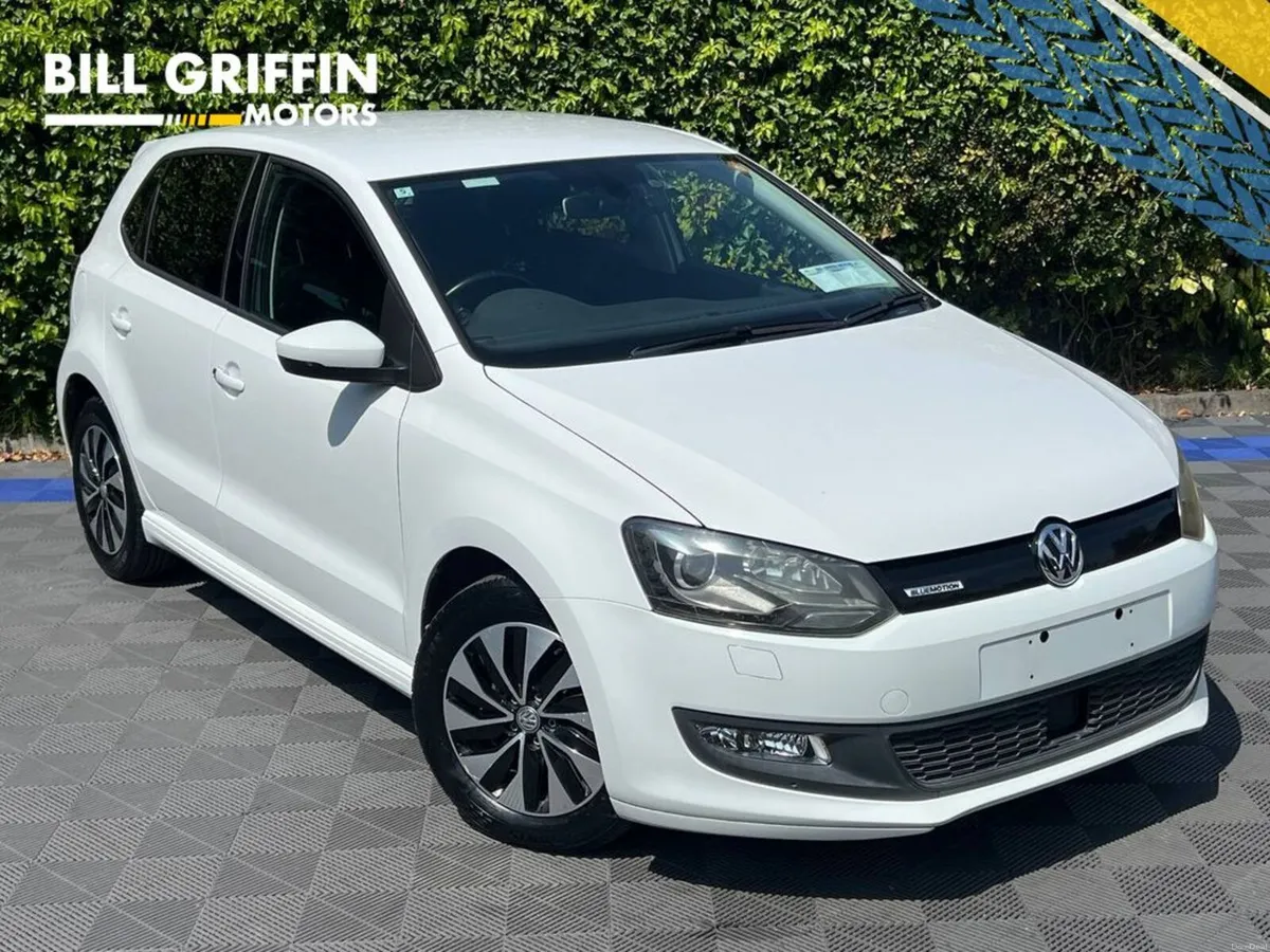 Volkswagen Polo BLUEMOTION 1.0 TSI AUTO // SERVICE - Image 1
