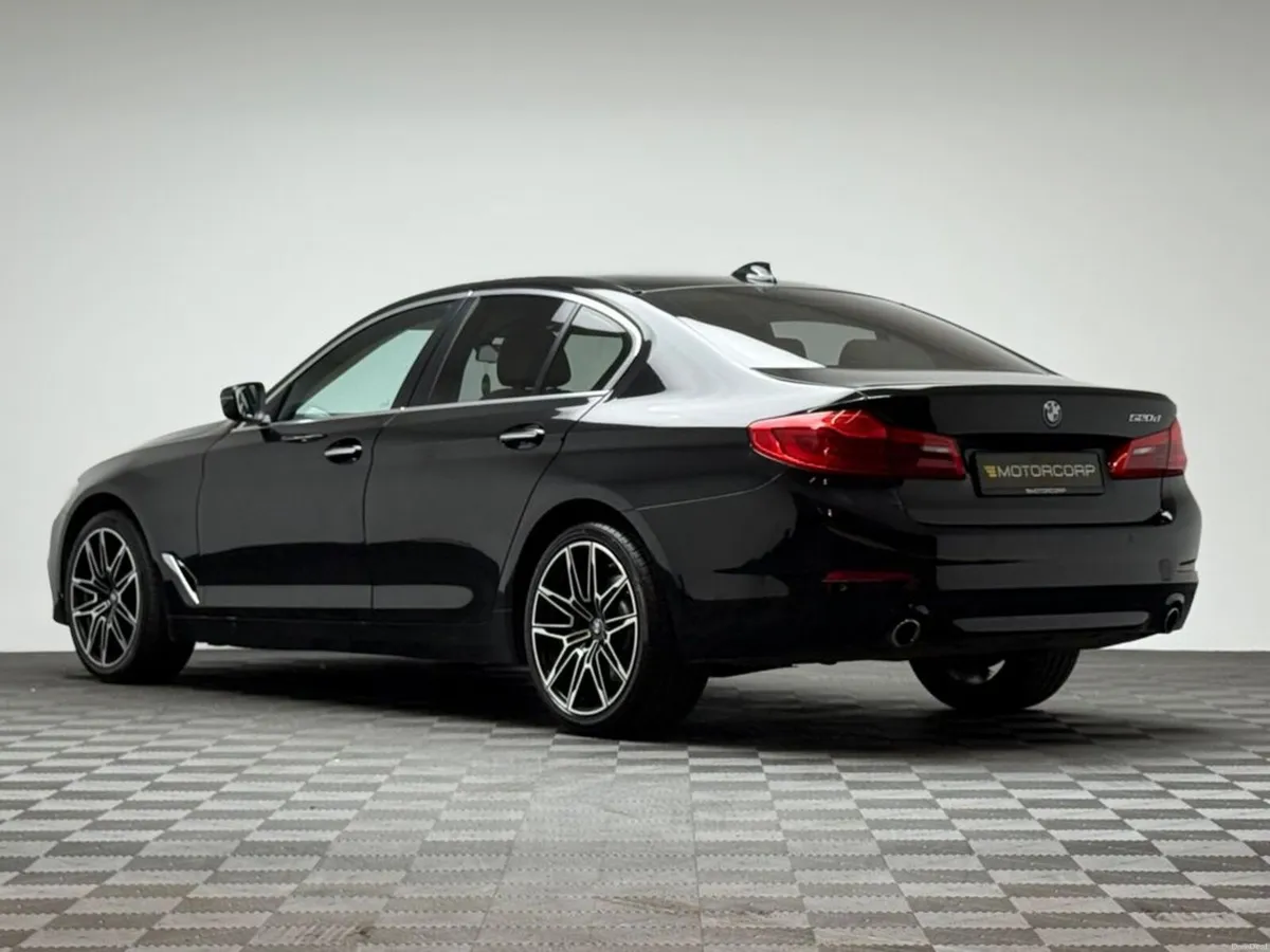 BMW 5-Series 520D SE AUTO - Image 5