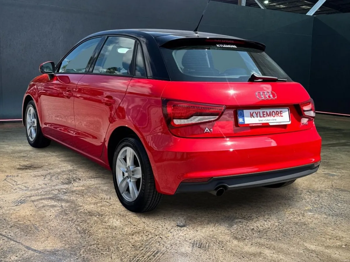 Audi A1 1.0 TFSI AUTOMATIC - RED/BLACK TWO TONE - - Image 5