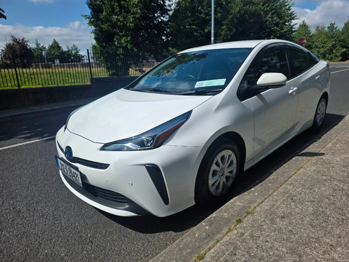 Toyota Prius ZVW51 5DR Auto - Image 6