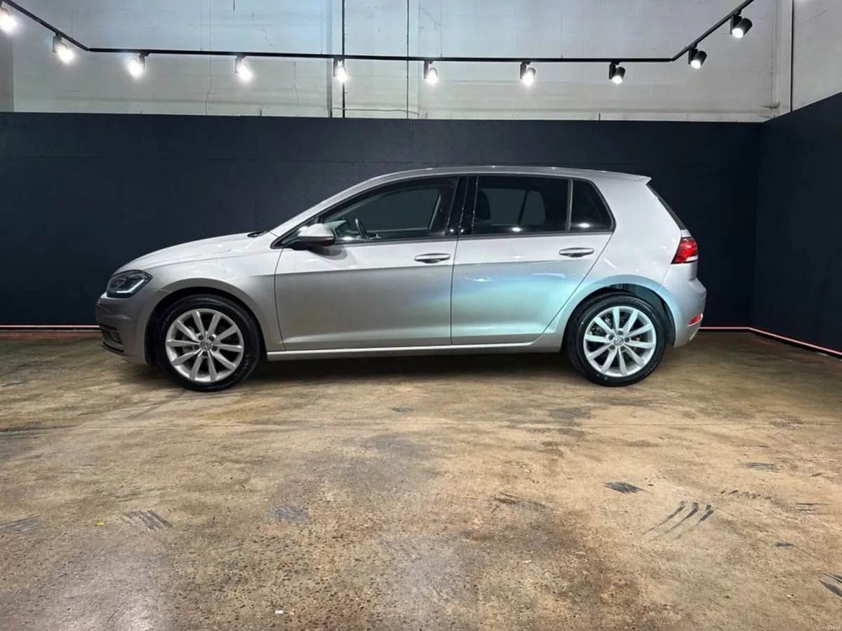 Volkswagen Golf 1.2 AUTOMATIC TSI COMFORT LINE - F - Image 6