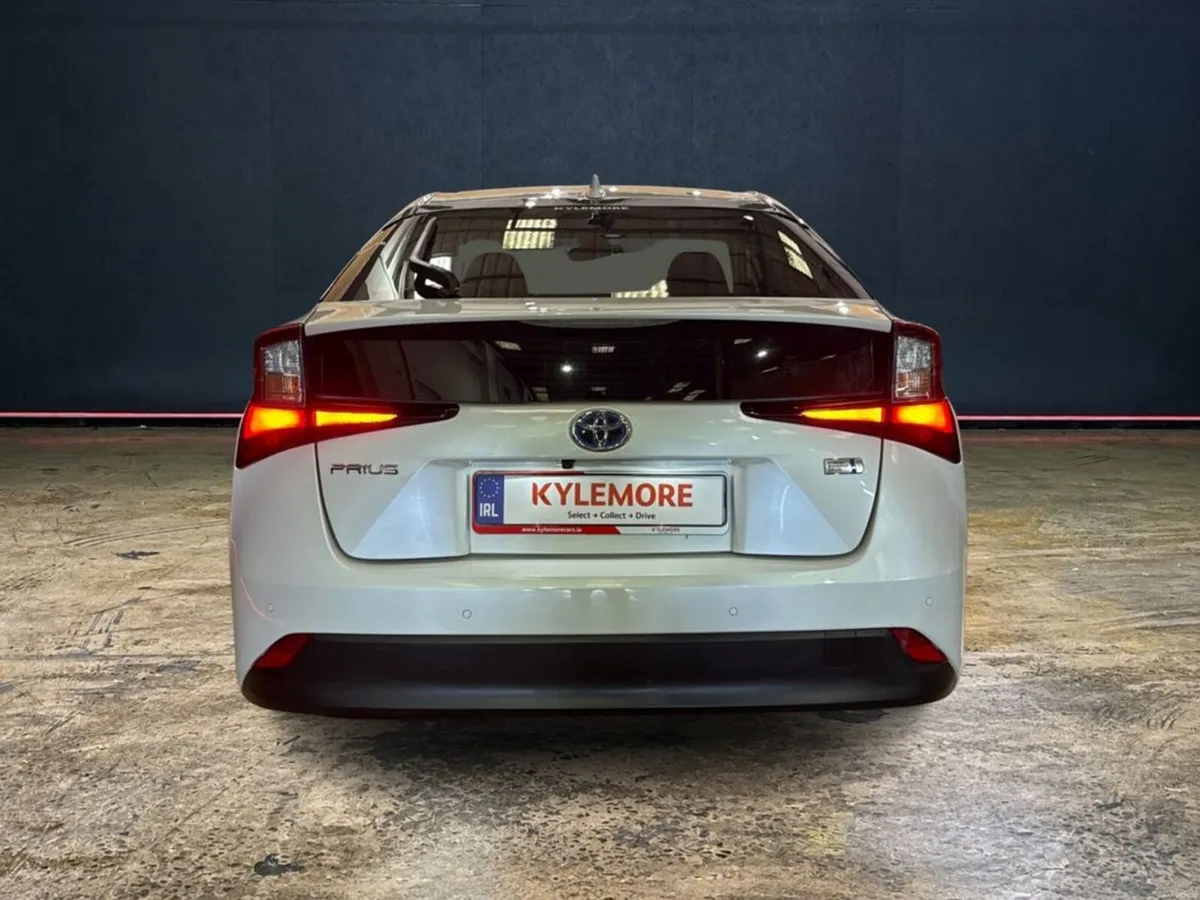 Toyota Prius 1.8 HYBRID AUTOMATIC - CRUISE CONTROL - Image 4