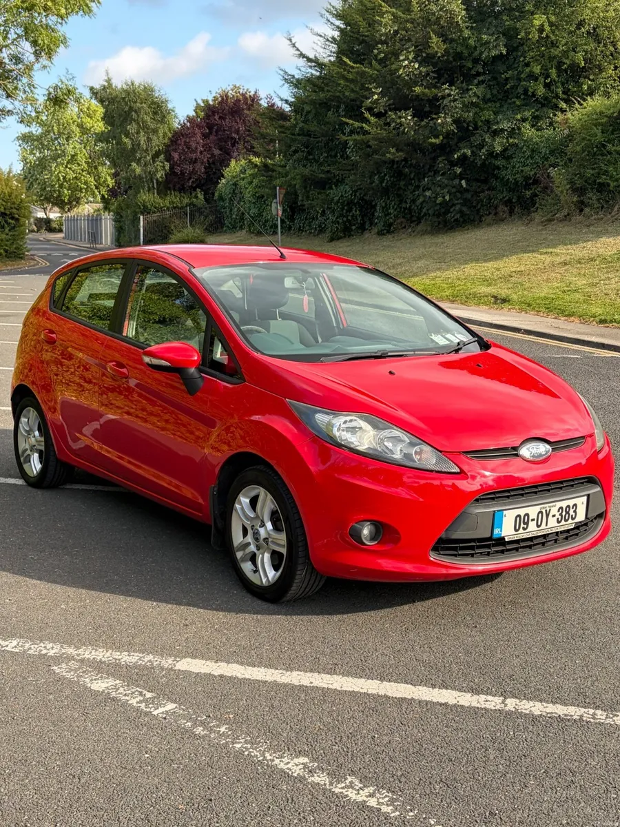 Ford Fiesta 2009 - Image 2