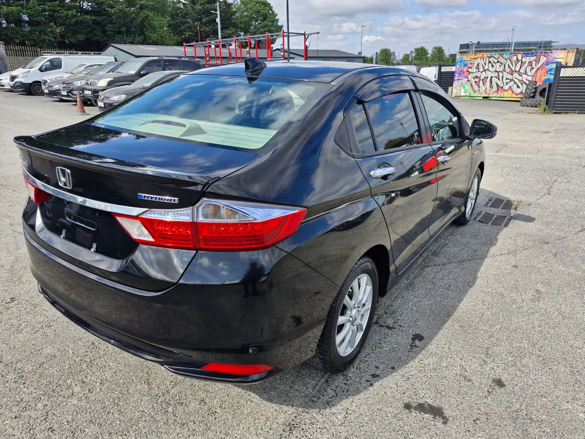 2015 Honda Grace 1.5L Hybrid Automatic Fresh NCT - Image 4