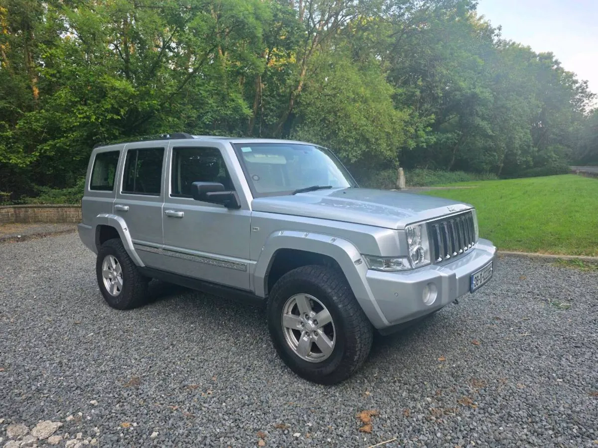 JEEP COMMANDER 4X4 - Image 1