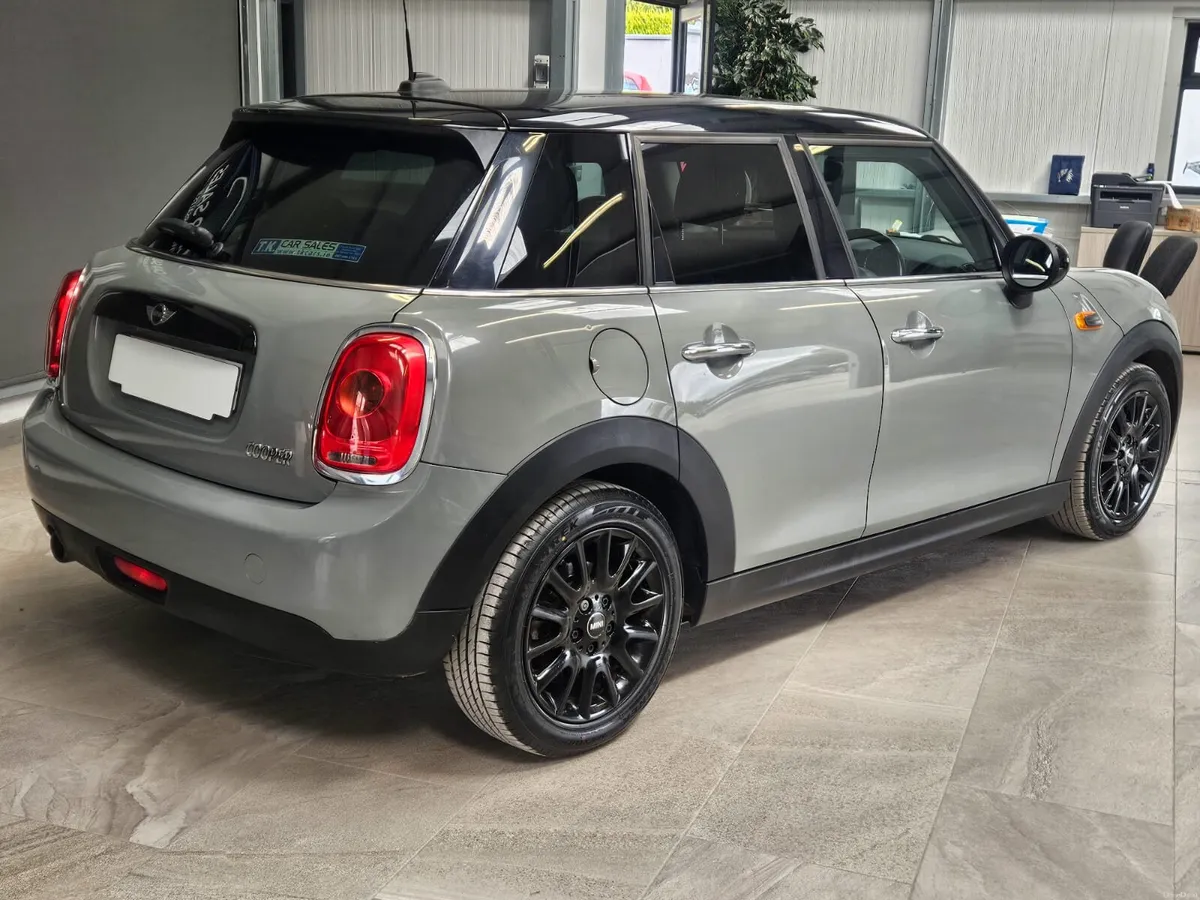 17 MINI COOPER 1.5 PETROL - Image 2