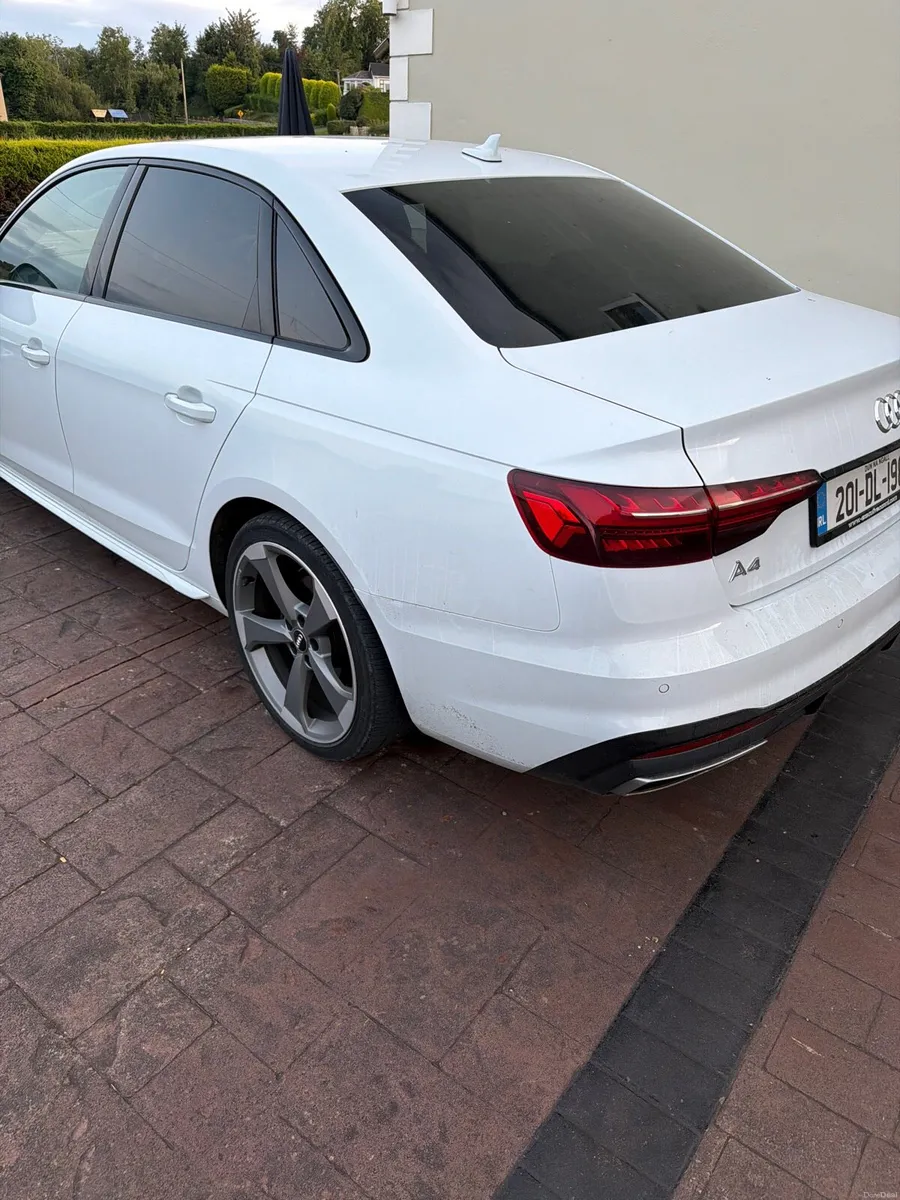 2020 A4 2.0 TDI Black Edition 35 Auto-Low Miles - Image 4