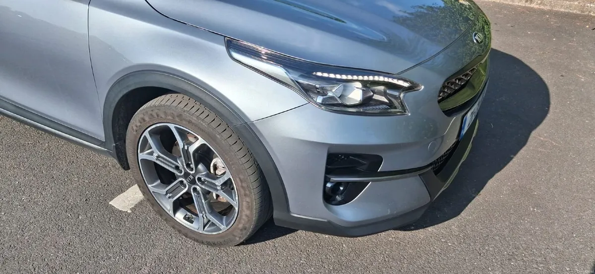 Kia XCeed 2021 - Image 2