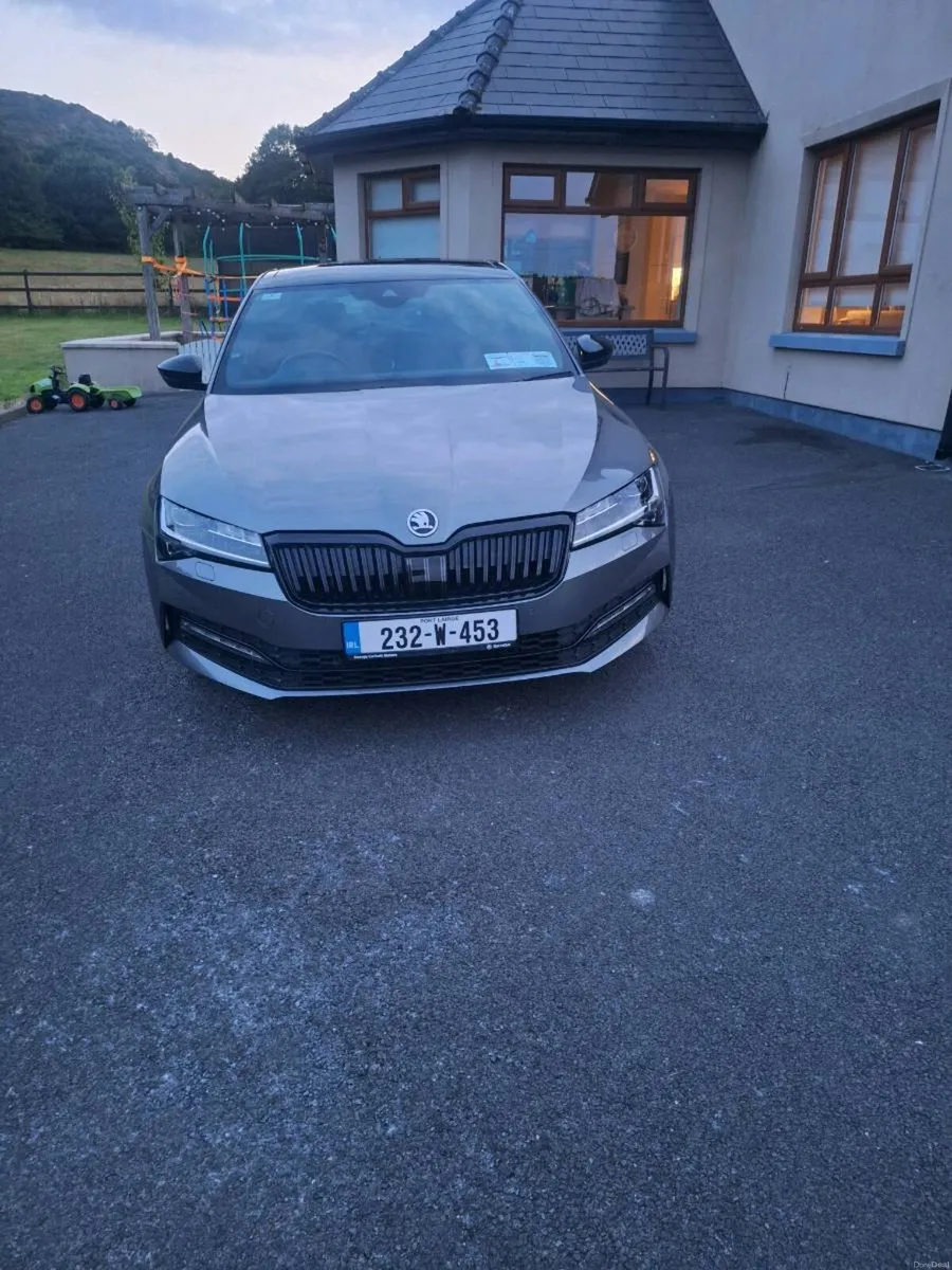 232 Skoda Superb 2.0 TDI 150BHP DSG SPORTLINE - Image 3