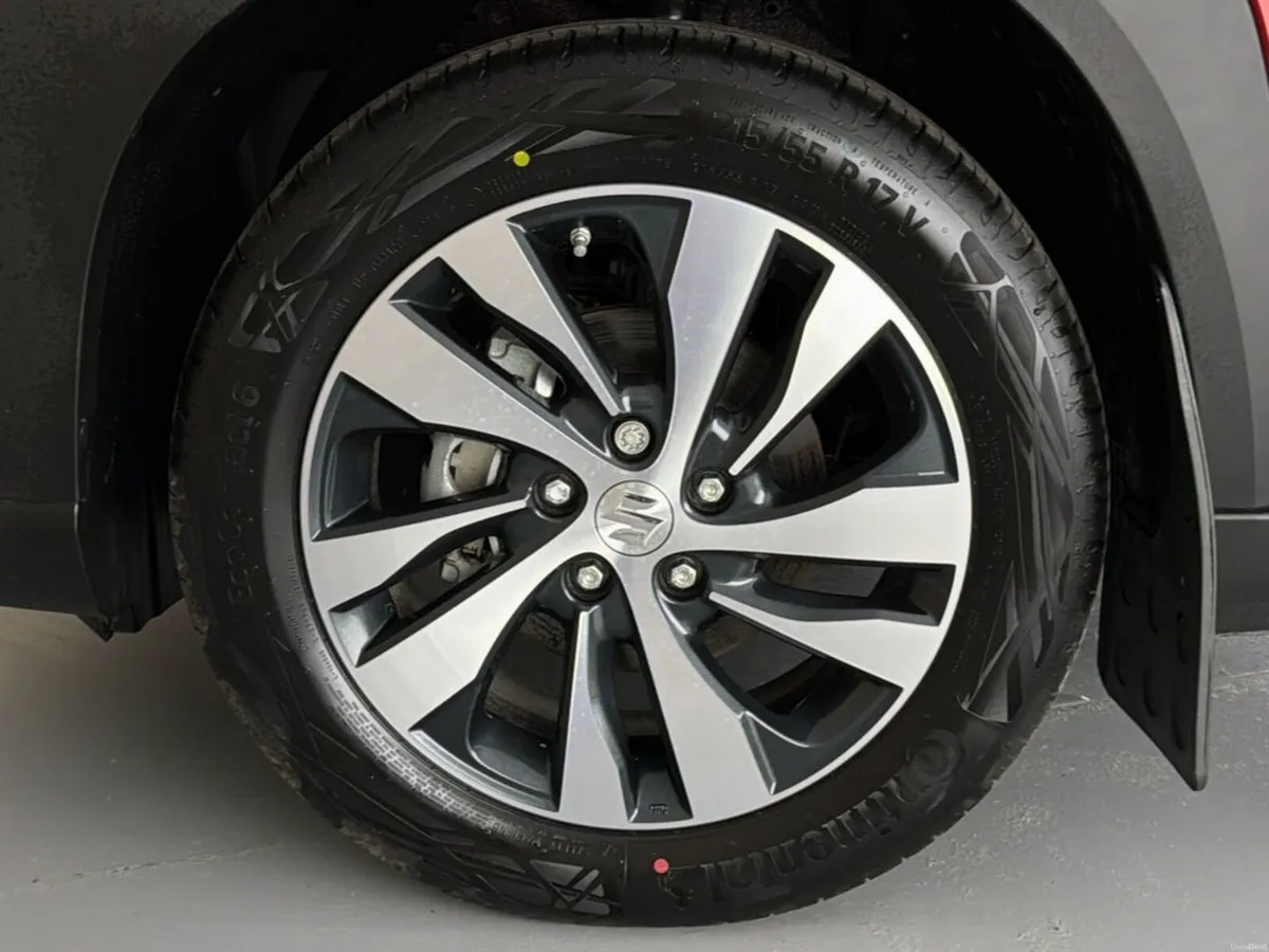 Suzuki S-CROSS 1.4 B/jet Hybrid Ultra Allgrip - Image 3
