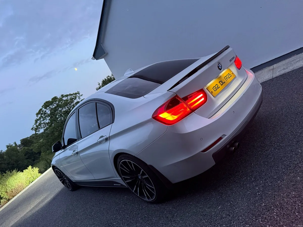 BMW - Image 2