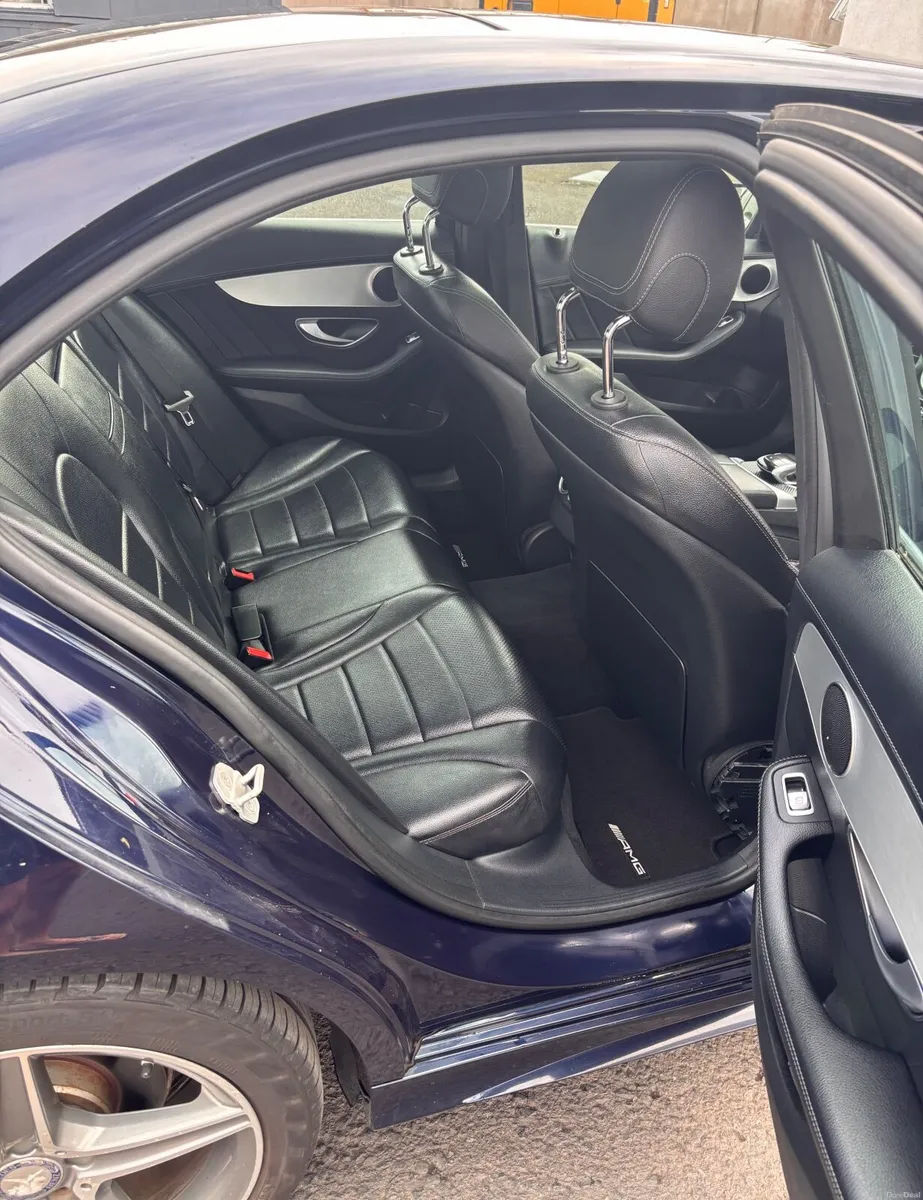 Mercedes-Benz C-Class 2015 - Image 4