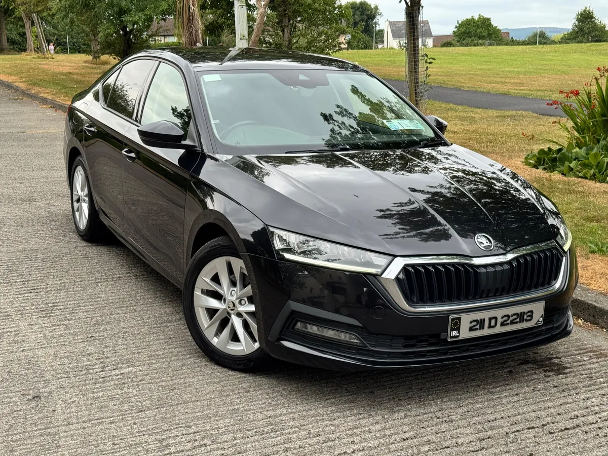 211 Skoda Octavia  Anbition 2.0 Diesel NEW model - Image 4