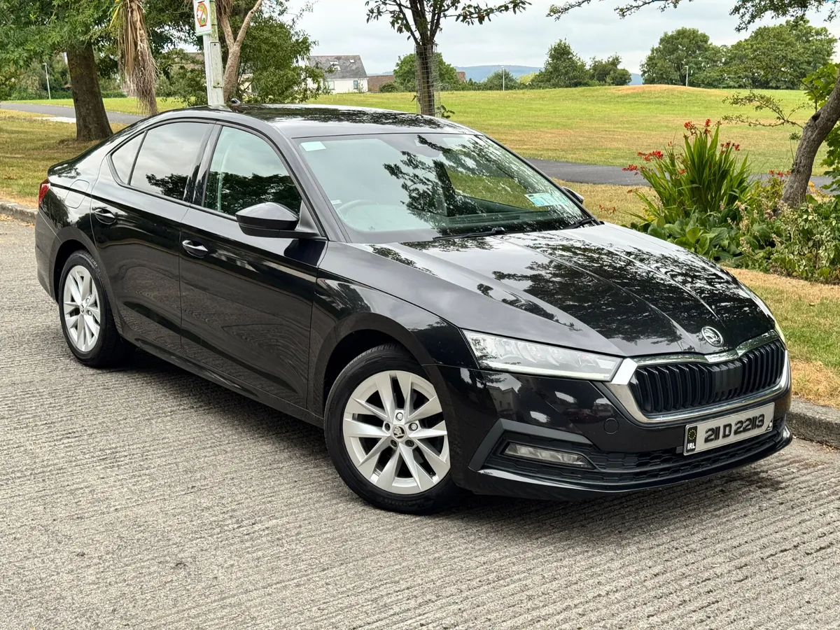 211 Skoda Octavia  Anbition 2.0 Diesel NEW model - Image 3