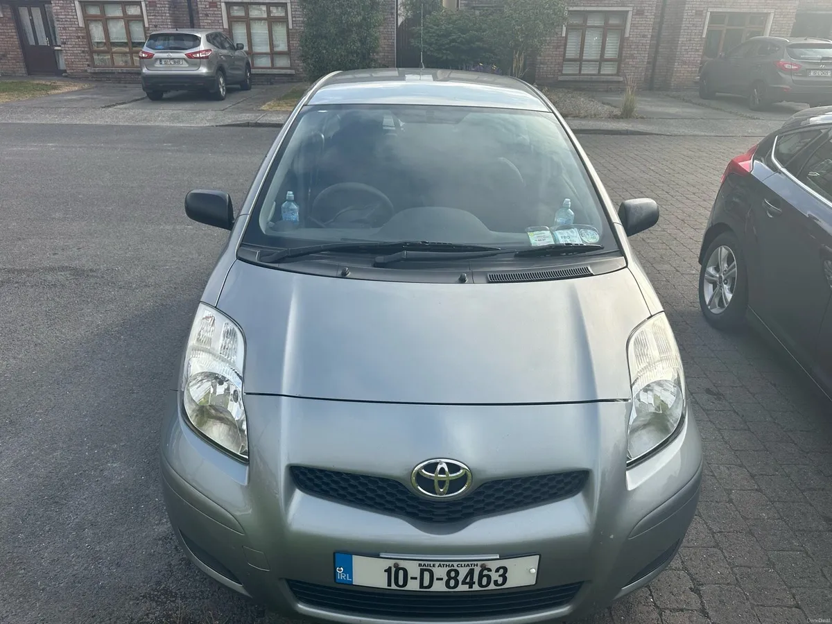 Toyota yaris 2010 - Image 1
