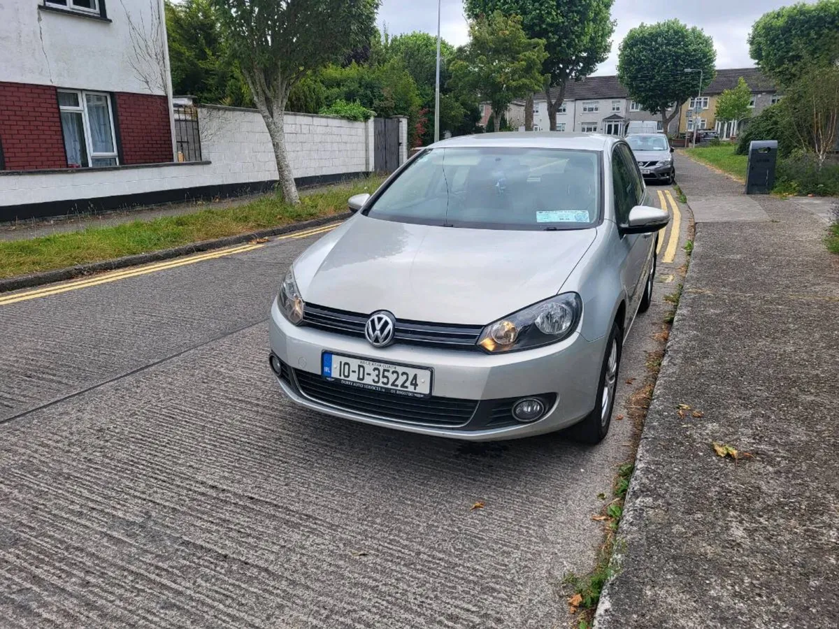 Volkswagen golf - Image 2