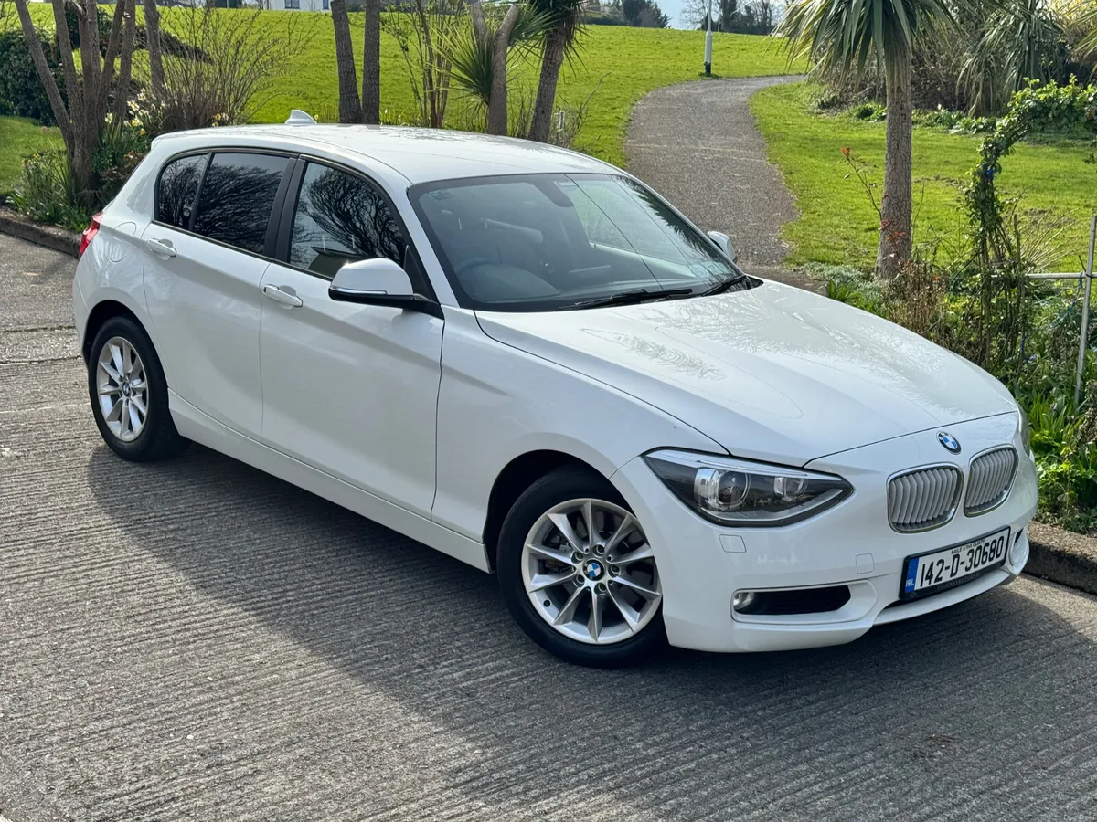 142 BMW 1-SERIES  AUTOMATIC SAT NAV LIKE NEW - Image 3