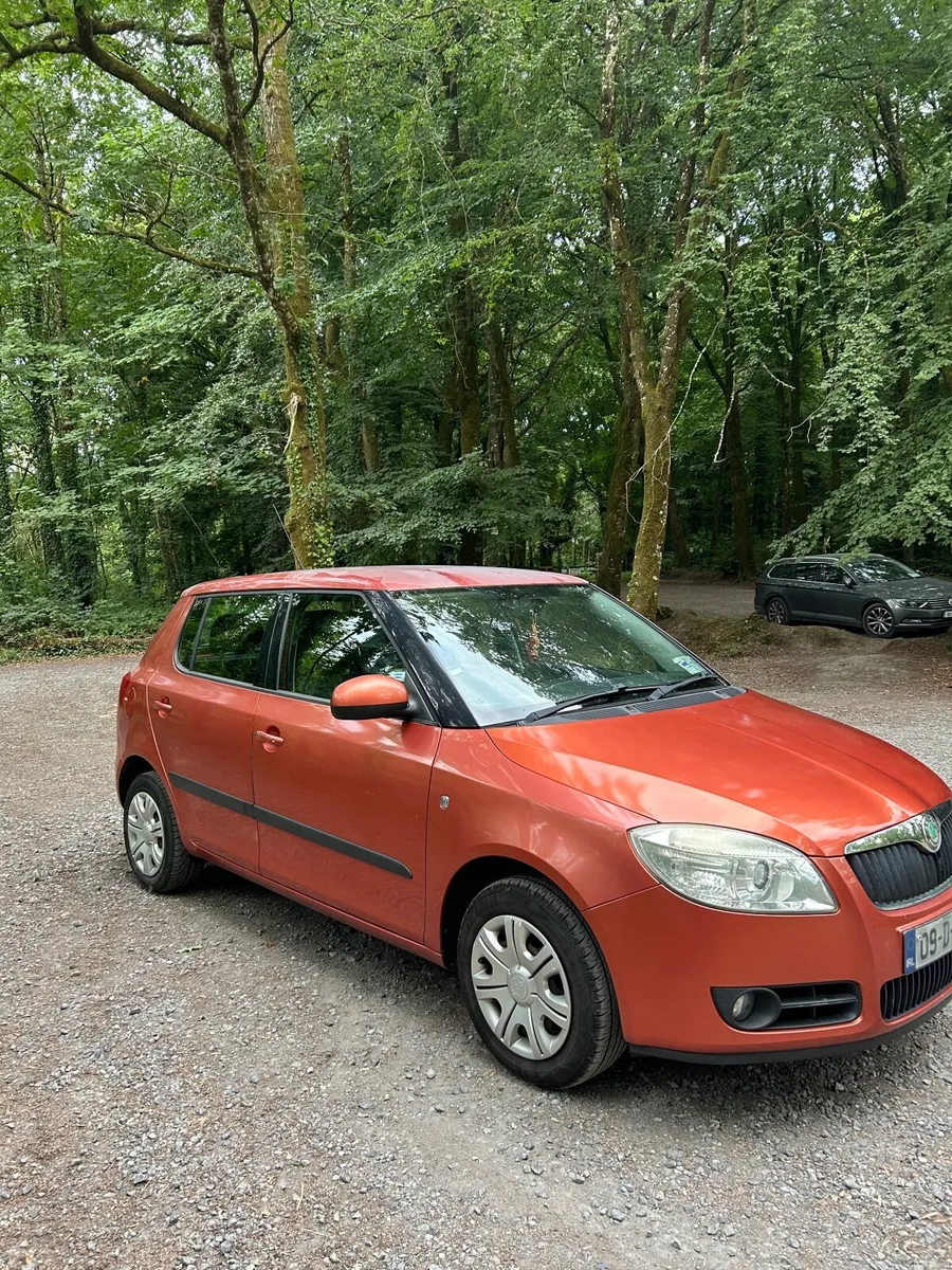Skoda Fabia 2009 - Image 2