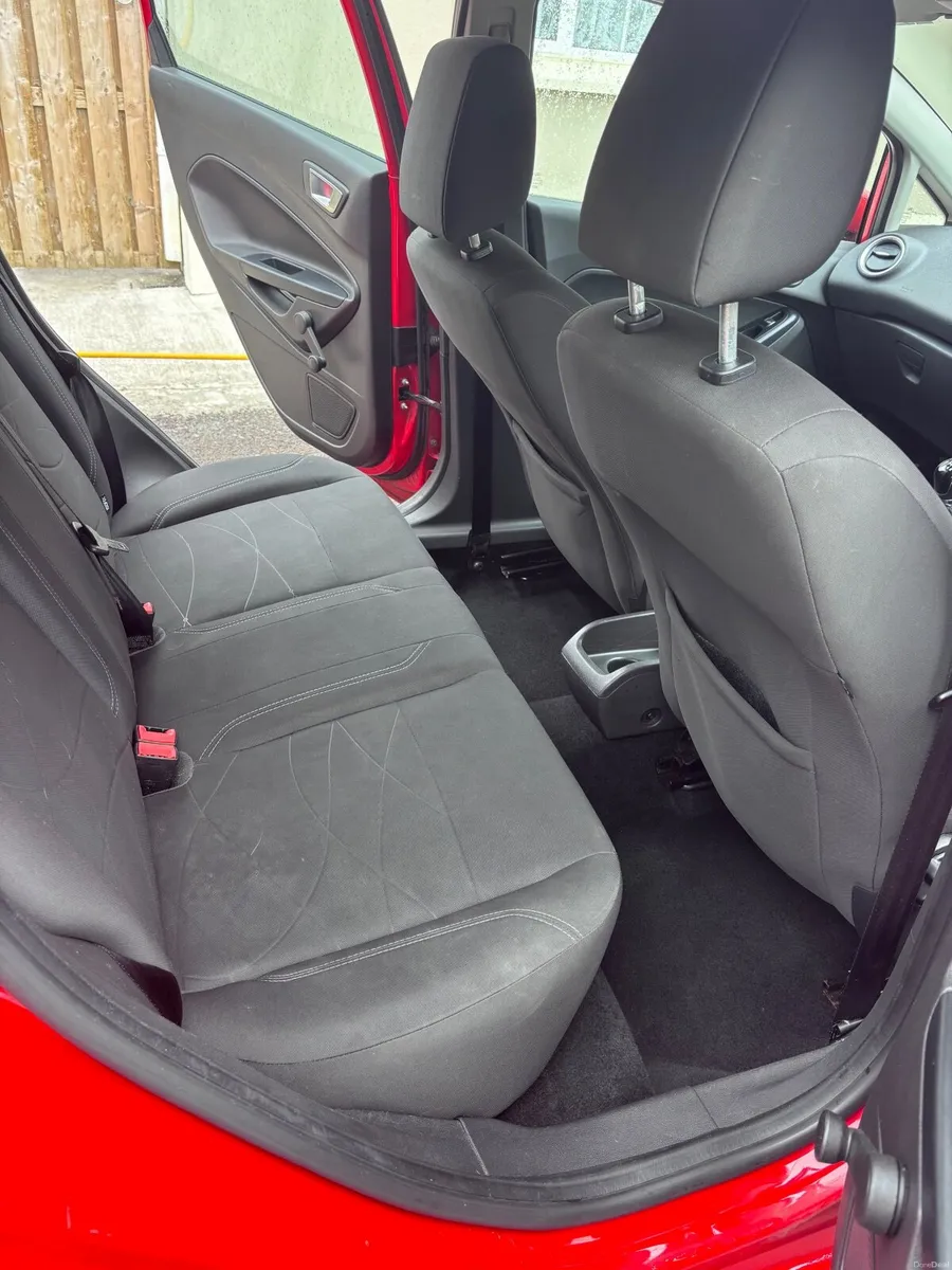 Ford Fiesta 2014 - Image 6