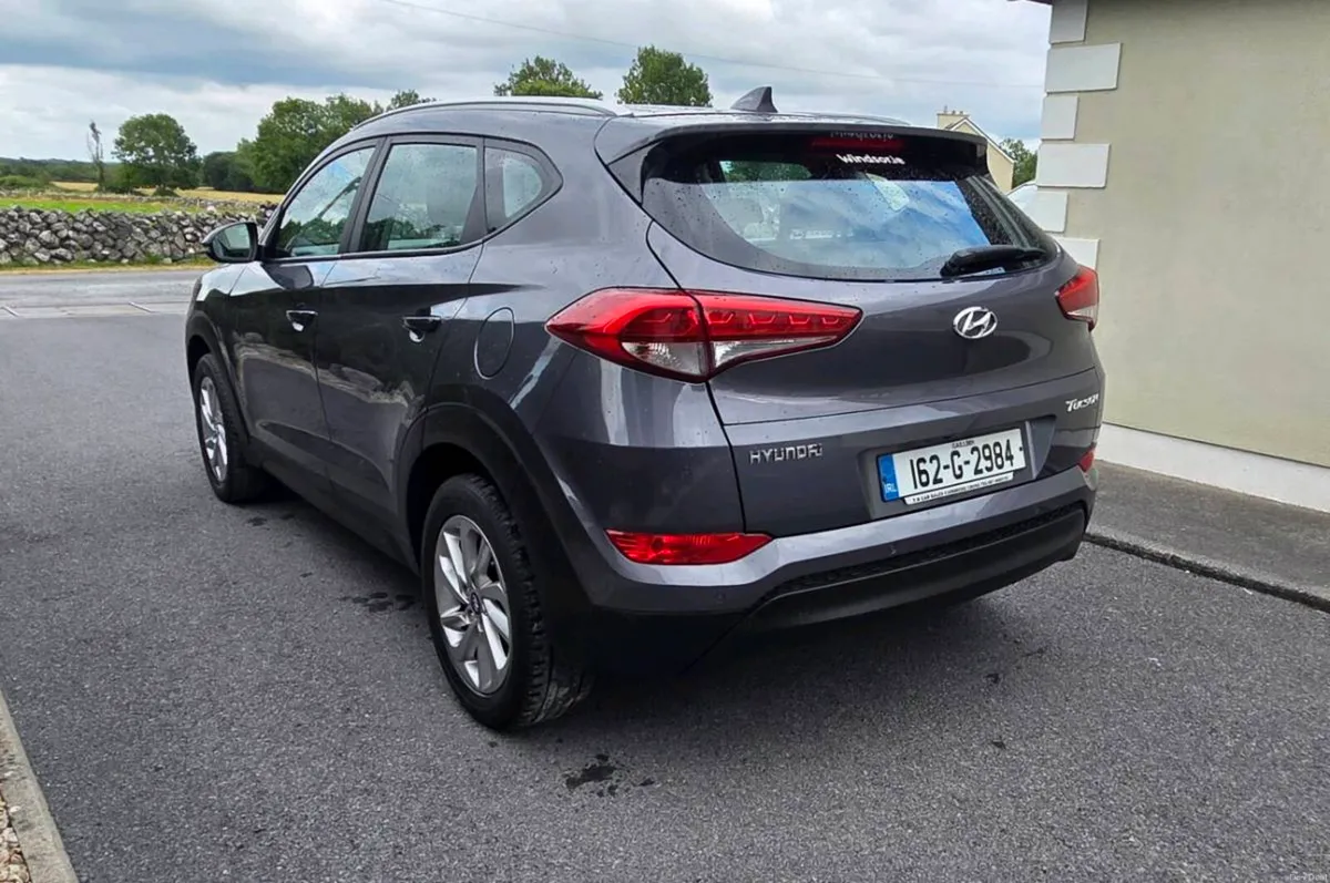 Hyundai Tucson with warranty - Image 3