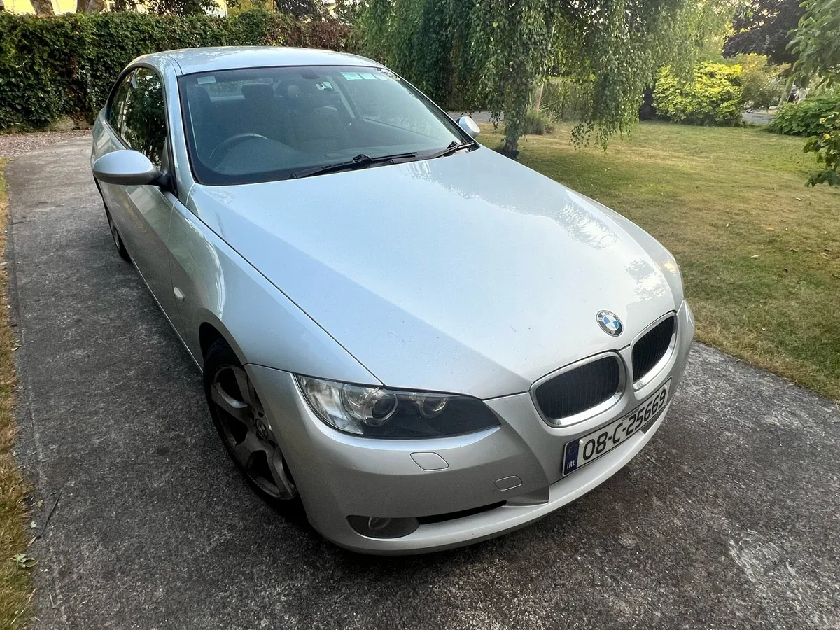 BMW 320 D E92 SE Coupe, Manual - Image 3