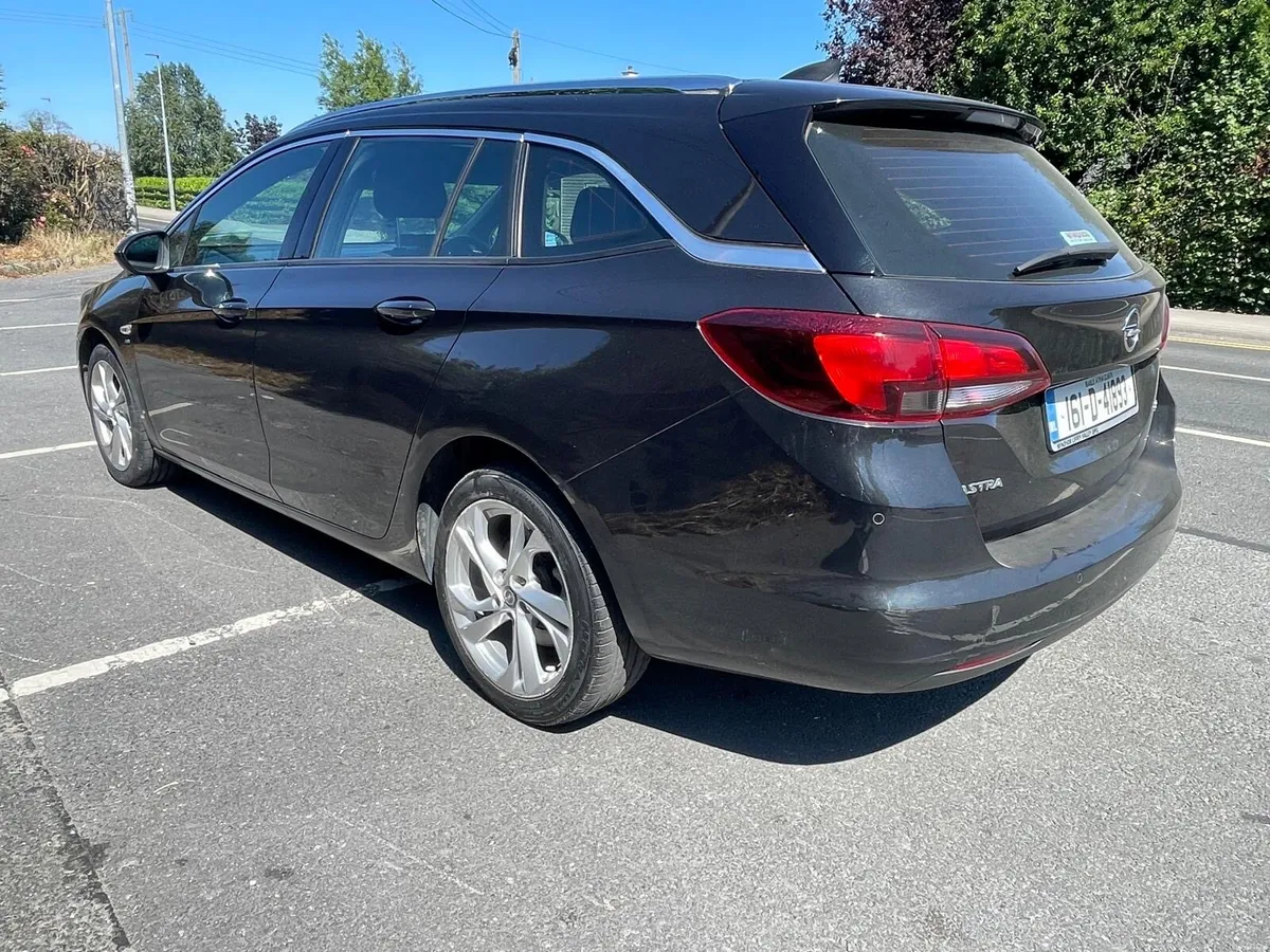 2016 Opel Astra SRI Elite - Image 3