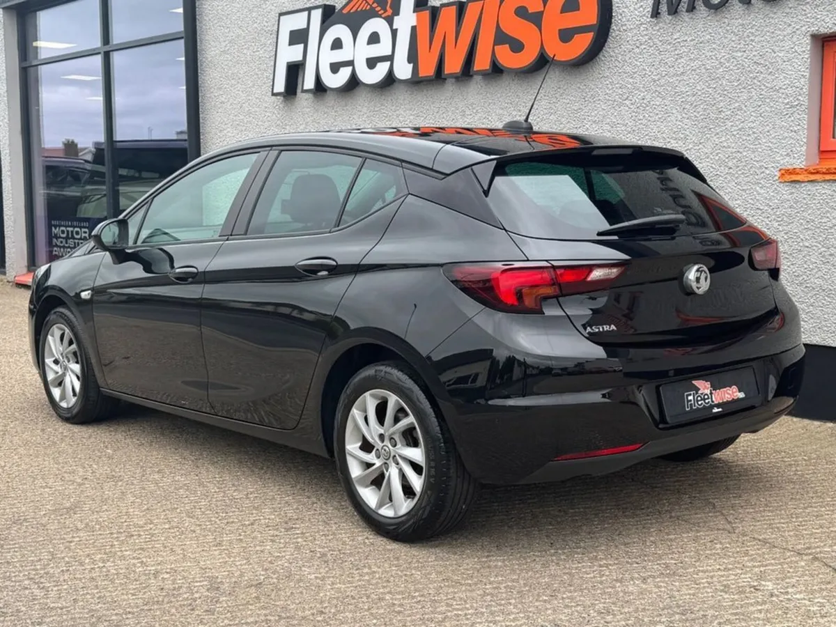 1.5 Turbo D Business Edition Nav Hatchback 5dr Die - Image 6