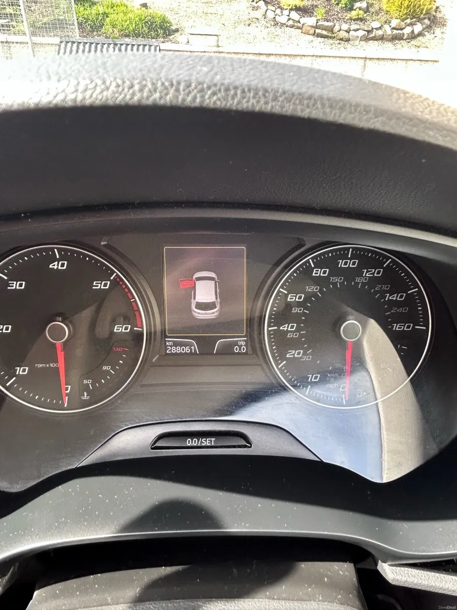 Seat Leon - Image 2