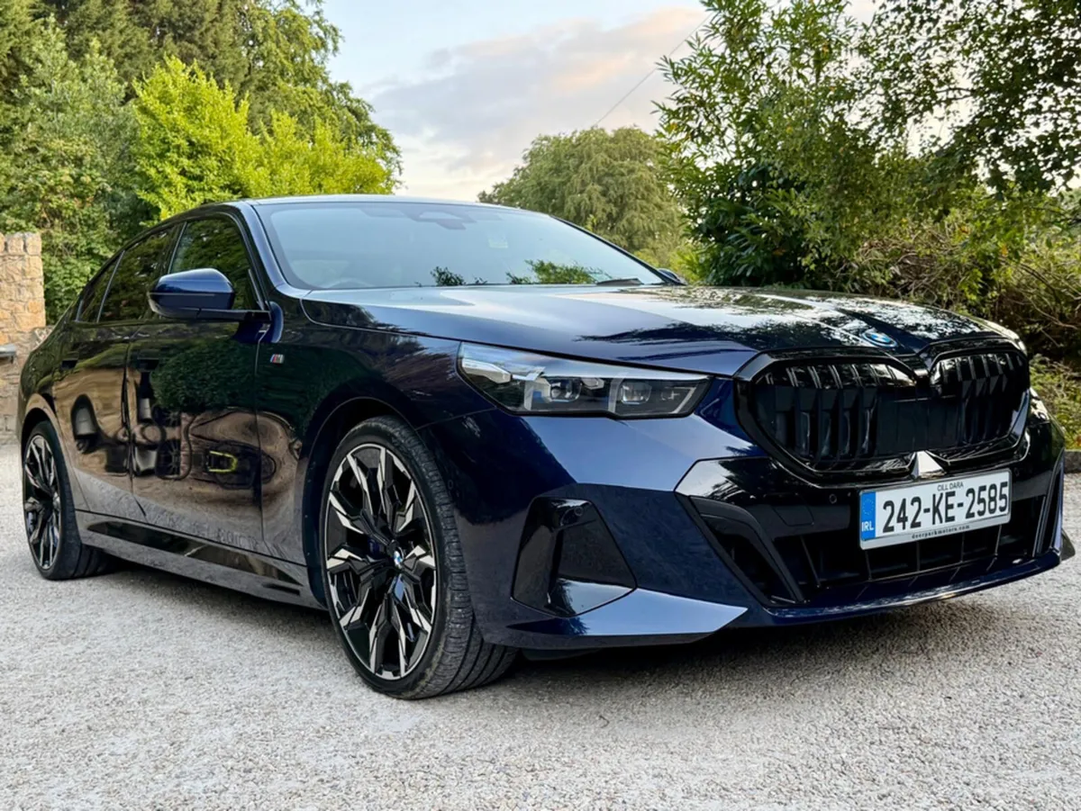 BMW 5-Series 530E M SPORT *Technology Pack…Comfort - Image 2
