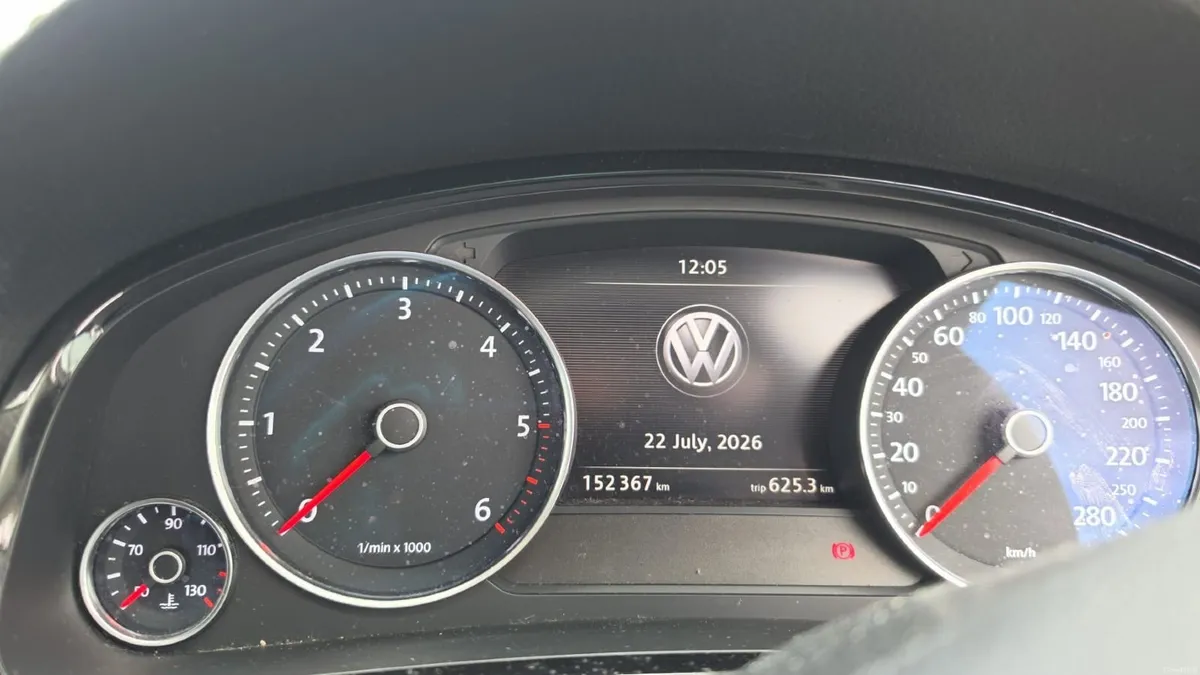 Volkswagen Touareg 2017 - Image 1