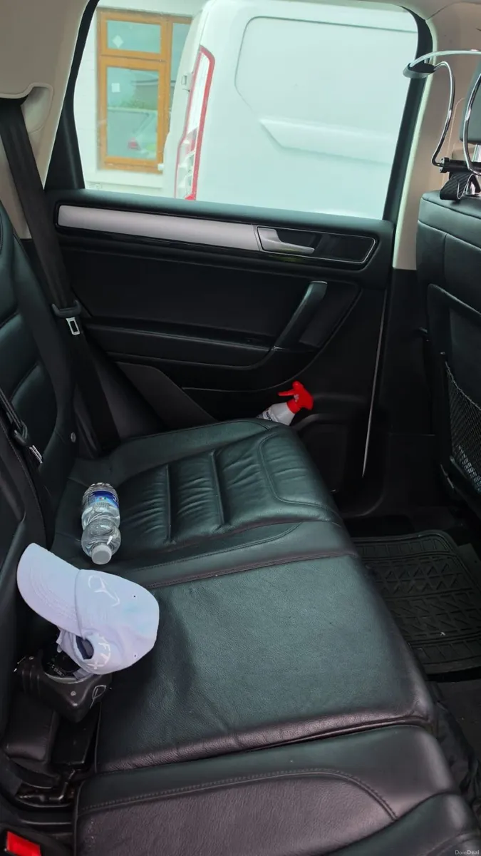 Volkswagen Touareg 2017 - Image 3