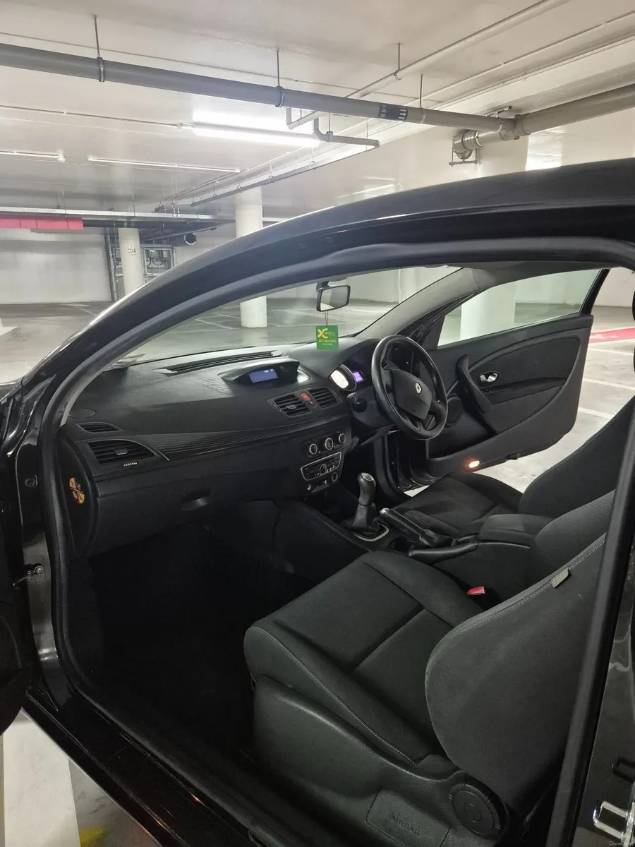 Renault Megane 2010 - Image 5