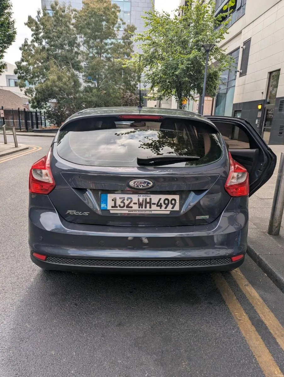 Ford focus 2013 NCT 02/27 Manual 177kmI'm - Image 2