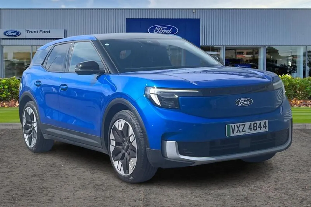 Ford Explorer Premium - Image 1