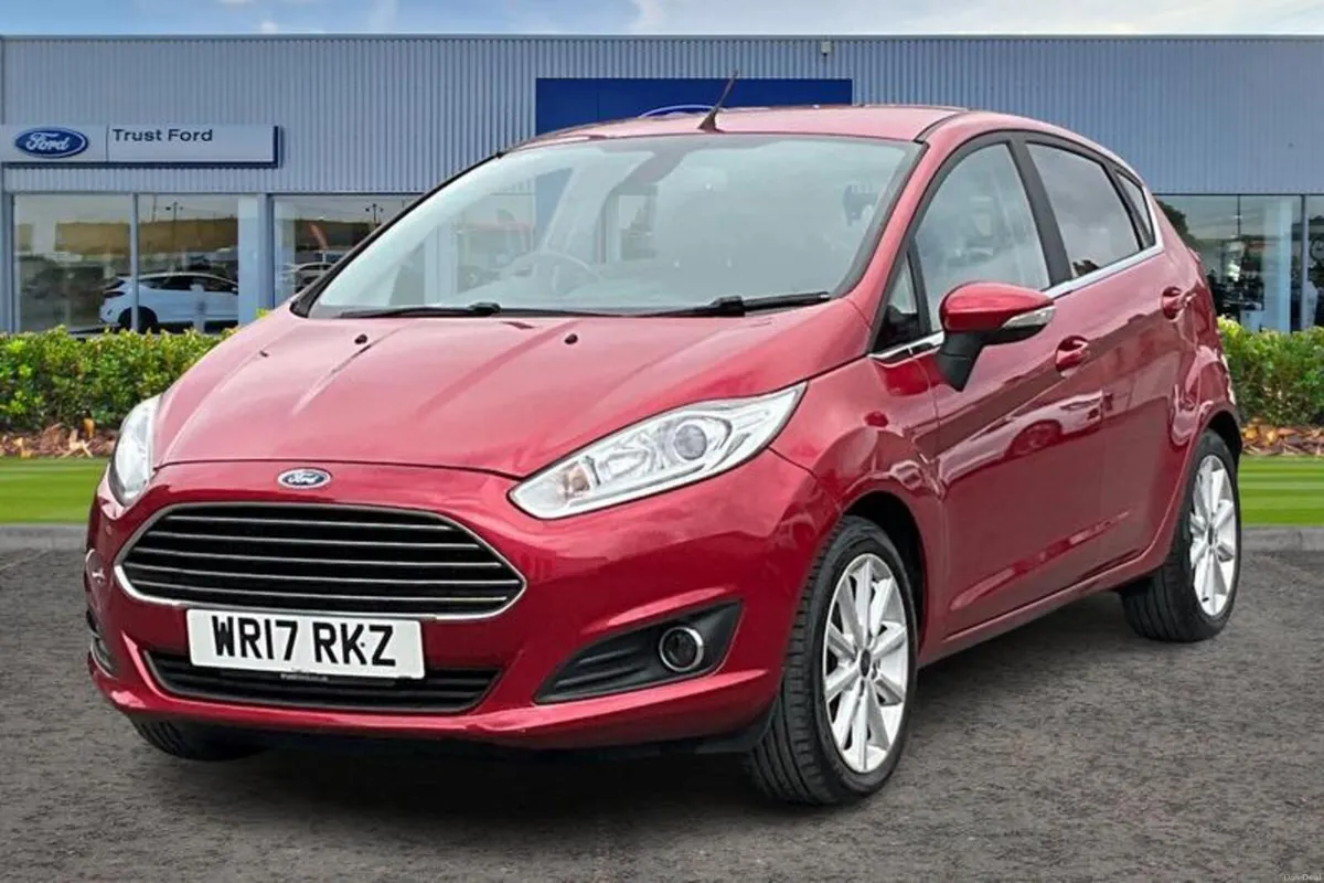 Ford Fiesta 1.0 EcoBoost Titanium 5dr Powershift** - Image 5