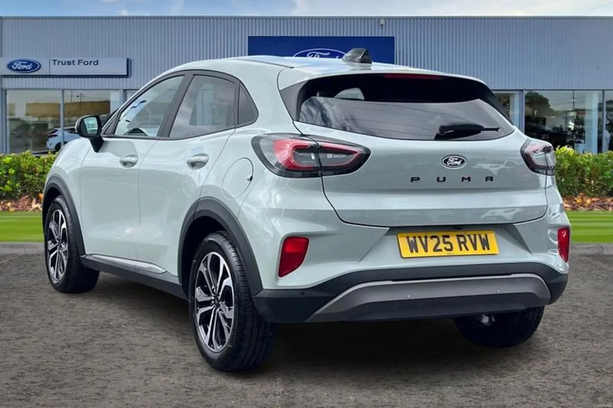 Ford Puma Titanium - Image 2